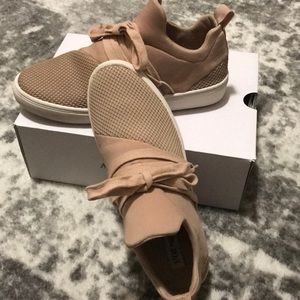Blush Steve Madden Lancer - Street Style Sneaker 9